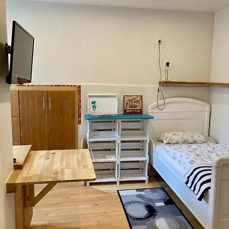 Wohnen Auf Dem Weingut - Klein Und Fein - Wengertssube